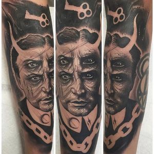 Houdini can't escape now. Tattoo by Anrijs Straume. #AnrijsStraume #darkwork #dark #portrait #celebrities #Houdini #blackandgrey #popculture #surreal #surrealism #realism #darktrashrealism