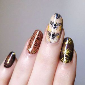 Natural History by Lady Crappo (via IG-ladycrappo) #nailart #artist #art #natural #insects #ladycrappo