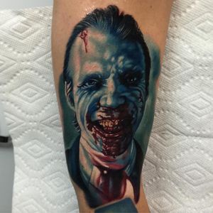 A nice, bloody smile by Audie Fulfer Jr. (Via IG - audie_tattoos) #AudieFulfer #realism #horror