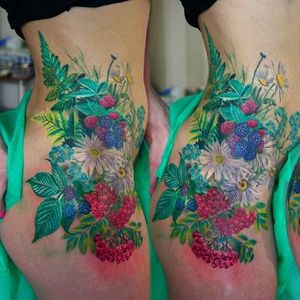 Flowery hip by Nika Samarina #NikaSamarina #realistic #art #flower #fruit #floral #botanical #berries