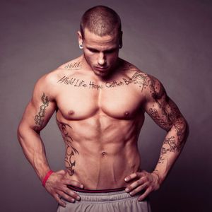The benefits of getting in shape before getting a tattoo are innumerable. #Muscle #Muscular #ripped