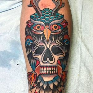 Owl and skull tattoo done by Robert Ryan. #RobertRyan #esoteric #boldtattoos #traditionaltattoos #skull #owl