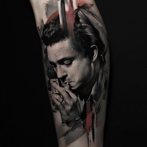 Johnny Cash tattoo by Thomas Carli Jarlier #ThomasCarliJarlier #musictattoos #blackandgrey #portrait #realism #realistic #hyperrealism #JohnnyCash #smoking #cigarette #hands #country #blues #tattoooftheday