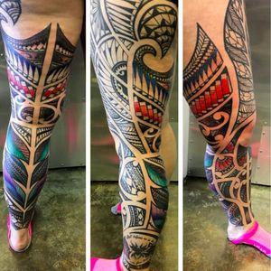 Traditional hand-drawn Polynesian leg sleeve by Jason Harless at DC Tattoo (via IG—dc_tattoo) #KevinHarless #DCTattoo #legsleeve #Polynesian #handdrawn