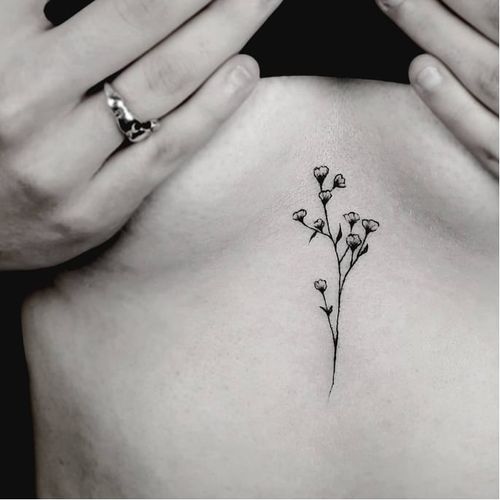 Cute flower sternum tattoo by Stella Luo #sternum #flower #fineline #blackwork #linework #stellaluo