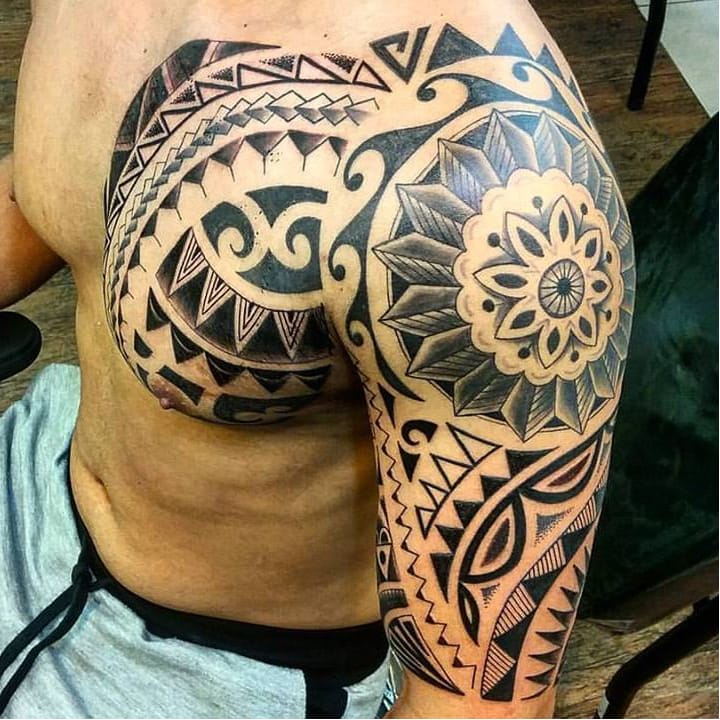 Tattoo You - O diferencial desse tribal do @filipe_tattooyou fica