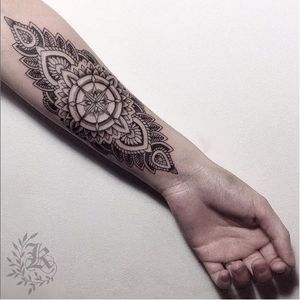 Ornamental tattoo by Kristina Darmaeva #KristinaDarmaeva #blackwork #ornamental