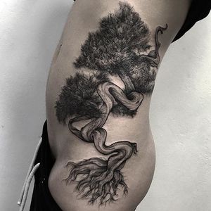 Impressive tree tattoo by Parvick Faramarz #ParvickFaramarz #dotwork #blackwork #tree