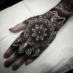 Hand Tattoo by Terry James #blackwork #blackworktattoo #blackworktattoos #blackworkartists #blackink #blacktattoos #darktattoos #TerryJames