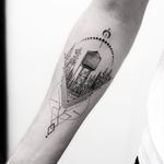 Water Tower Tattoo by Balazs Bercsenyi @balazsbercsenyi #balazsbercsenyi #micro #watertower #microtattoo #dotwork #linework