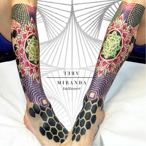Pattern tattoo by Abel Miranda #AbelMiranda #patternwork #dotwork #mandala #abstract #trash