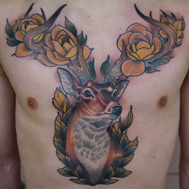 Tatuaje de ciervo por Emmanuel Mendoza