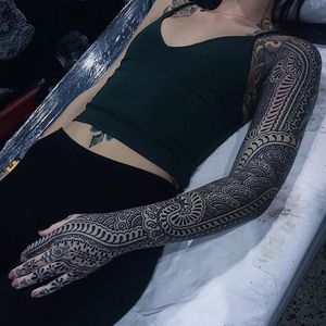 An astoundingly intricate henna-inspired sleeve by Guy Le. #blackwork #elaborate #GuyLe #henna #Mehndi #ornate #sleeve #ornamental