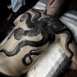 Octopus Tattoo by Rakov Serj #NeoTraditional #NeoTraditionalTattoos #RussianTattoo #ModernTattoos #ExcitingTattoos #Octopus #RakovSerj