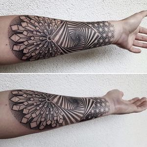 Sacred geometric tattoo by Jessi Manchester. #JessiManchester #sacredgeometry #geometry #opticalillusion #dotwork