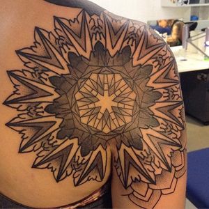 Geometric Pattern Tattoo by Stefan Halbwachs #geometric #geometricpattern #geometricpatterntattoo #geometrictattoos #geometricartist #StefanHalbwachs