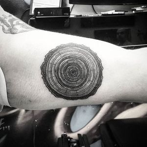 Tree Ring Tattoo by Thomas Eckeard #treering #treeringtattoo #blackworktreering #blackwork #blackworktattoo #blackworktattoos #detailedtattoo #smalltattoo #detailedblackwork #ThomasEckeard