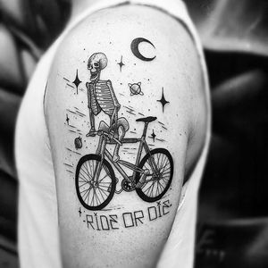Ride or Die Tattoo by Thomas Eckeard #blackwork #blackworktattoo #blackworktattoos #detailedtattoo #smalltattoo #detailedblackwork #ThomasEckeard