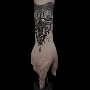 Beautiful lace tattoo #lacetattoos #neotraditionaltattoos #KidKros