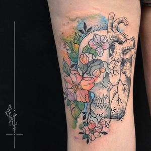 Anatomical tattoo by Emy Blacksheep #EmyBlacksheep #newschool #skull #anatomicalheart #flowers