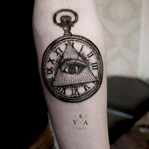 Beautiful dotwork timepiece tattoo with third eye Tattoo by Andrey Svetov Photo from Pinterest #eye #thirdeye #allseeingeye #esoteric #blackandgrey #blackwork #watch #pyramid #AndreySvetov