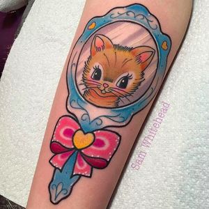 Kitten in a mirror Tattoo by Sam Whitehead @Samwhiteheadtattoos #Samwhiteheadtattoos #Colorful #Girly #Girlytattoo #Neotraditional #Blindeyetattoocompany #Leeds #UK #kitten #cat #mirror