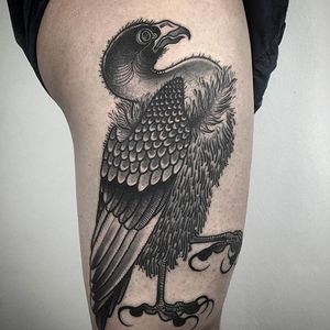 Vulture Tattoo by Laura Yahna #vulture #blackworkvulture #blackworkbird #blackwork #blackink #darkart #LauraYahna