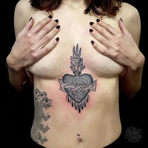 WOW, awesome heart by Tristan Marler #Sacredheart #BlackworkTattoos #BlackworkTattoo #Blackwork #TristanMarler