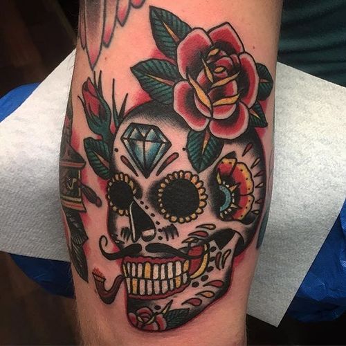 Dia de los Muertos tattoo by cidemon on Instagram. #sugarskull #dayofthedead #skull #traditional