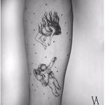 Plenitude #VioletaArus #gringa #minimalist #minimslista #blackwork #surrealism #surrealismo #delicada #delicate #astronaut #astronauta #mulher #woman #garota #girl #espaço #space #dots #pontos