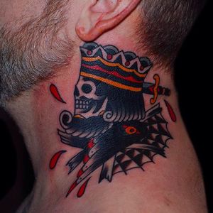Brutal looking skull king with a dagger at the back of the head! Amazing tattoo by Shamus Mahannah. #shamusmahannah #traditionaltattoo #traditional #skullking #skull #dagger