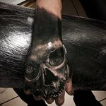 Badass Skull Hand Tattoo by Sandry Riffard @audeladureeltattoobysandry #SandryRiffard #SandryRiffardtattoo #Realistic #Black #Blackandgray #Blackwork #Skull #Skulltattoo #France