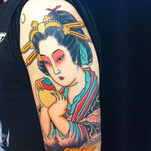 Geisha Tattoo by Moroko Gon #geisha #japanese #japaneseartist #traditionaljapanese #asian #oriental #MorokoGon