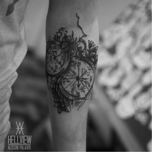 #AlissonPalaoro #brasil #brazil #brazilianartist #tatuadoresdobrasil #blackwork #sketch #pontilhismo #dotwork #relogio #clock #time #tempo #flor #flower #bussola #compass