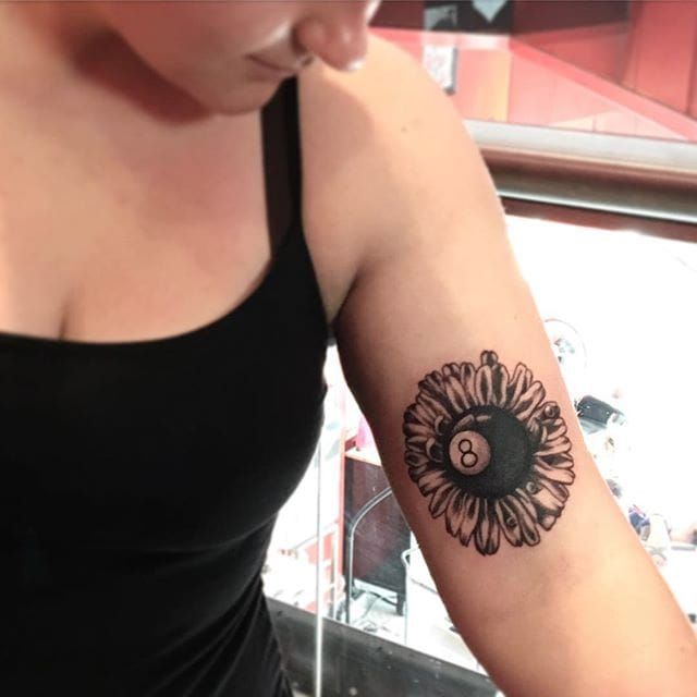 8 ball spider tattooBlack and white  Black ink tattoos Body art tattoos  Ink tattoo