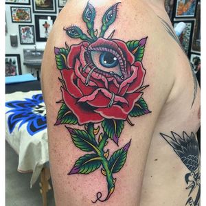 Tattoo by Marc Nava @marc_nava #marcnava #marcnavatattooing #mashup #color #rose #eye