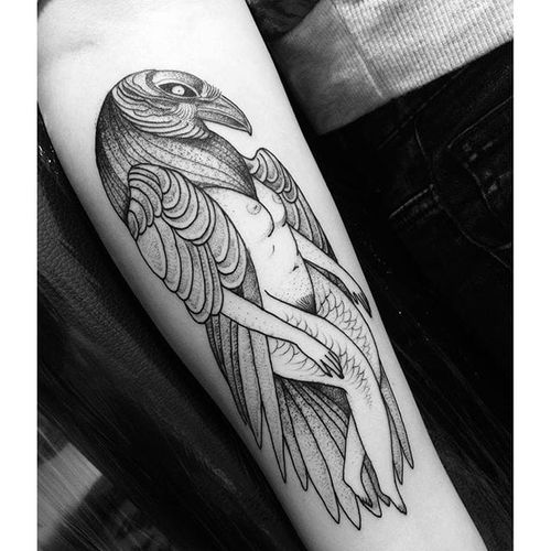 Blackwork tattoo by Nomi Chi. #NomiChi #blackwork #haunting #macabre #illustration #crow #bird #btattooing #blckwrk