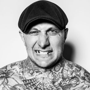 Beau Brady looking badass. #banger #BeauBrady #bold #AmericanTraditional #TattooArtist #tattooist