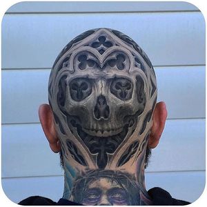 Skulls on skulls @travisgreenough ✖️ #tattoodo #skull #blackandgrey