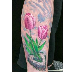 Tulips by Will Thompson (via IG --  iwilltattoo) #WillThompson #tulips #flower