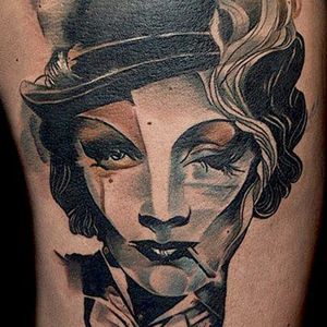 This Marlene Dietrich tattoo is pure awesome by Lukasz Zera #hollywood #cinema #moviestars #minimalcolor #portrait #marlenedietrich #lucaszZera