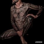 A badass illusory bodysuit by Lewisink (IG—lewisink). #blackwork #geometric #Lewisink #opticalillusion