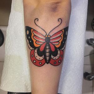Butterfly by Skylar Phung (via IG-abuses) #apprentice #apprenticeship #traditional #NYC #NoIdolsTattoo #SkylarPhung