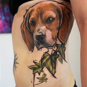 Awesome beagle tattoo. #SandraDaukshta #beagle #beagletattoo