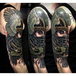 Tatuaje de valquiria por Rakov Serj