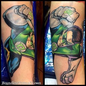 Green Lantern Tattoo by Mikey Lo #GreenLantern #GreenLanternTattoo #DCComics #DCTattoos #ComicTattoos #SuperheroTattoos #Superhero #MikeyLo