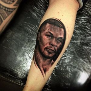 Mike Tyson Tattoo by Leon Walker #MikeTyson #MikeTysonTattoo #BoxingTattoo #SportTattoos #Portrait #LeonWalker
