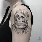 Astronaut tattoo by Marla Moon. #MarlaMoon #pointillism #dotwork #astronaut #space