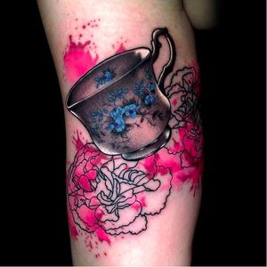 Teacup tattoo by Will Dixon. Photo: Facebook. #watercolor #teacup #tattoos #willdixon