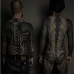 Intricate bodysuits via instagram gakkinx #blackwork #waves #negativespace #japanese #gakkin